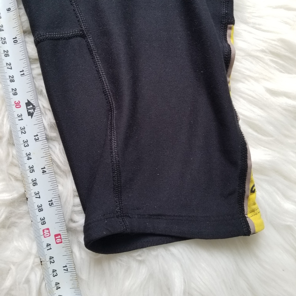 Nike Livestrong Dri Fit Capris Medium - Picture 10 of 12